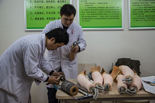 假肢廠(chǎng)家436356.jpg